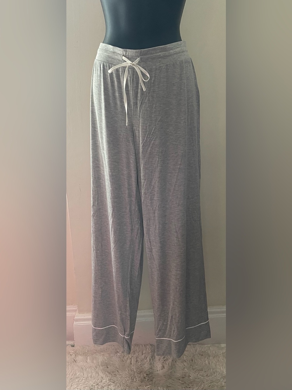 Gap Body True Sleep Lightweight Gray Pj Pants with Drawstring Size Medium